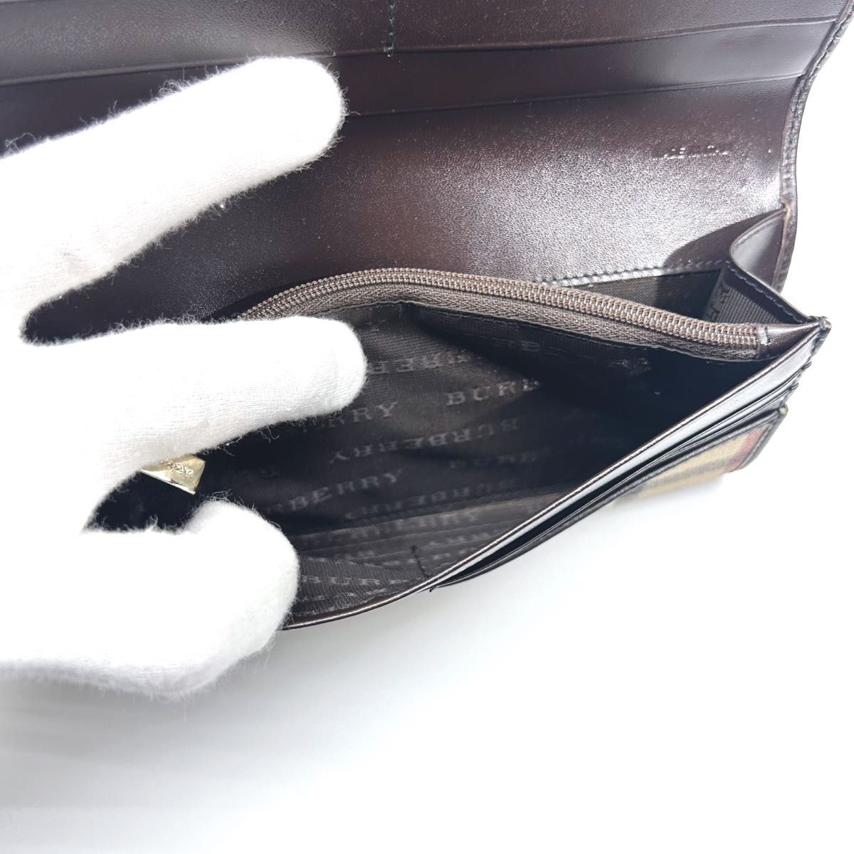未使用品 BURBERRY バーバリー 長財布 2つ折り PVC シャドー 未使用品 BURBERRY バーバリー 長財布 2つ折り PVC シャドー