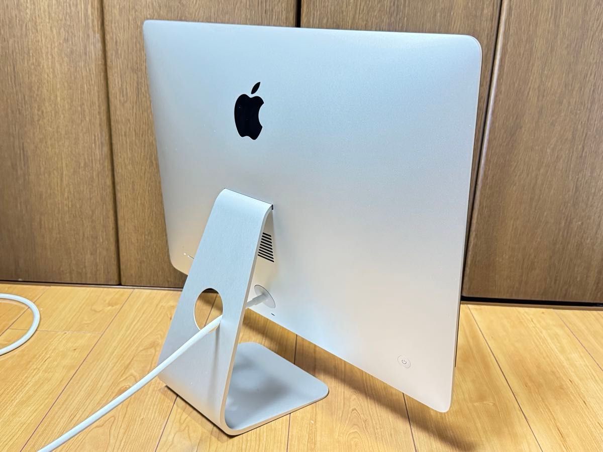 Apple iMac 4K 2017 21 5 8GB/1T HDD キーボード マウス付 Apple iMac 4K 2017 21 5 8GB/1T HDD キーボード マウス付