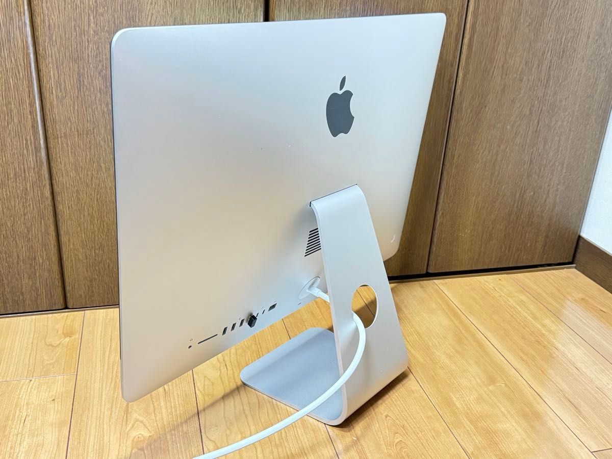 Apple iMac 4K 2017 21 5 8GB/1T HDD キーボード マウス付 Apple iMac 4K 2017 21 5 8GB/1T HDD キーボード マウス付