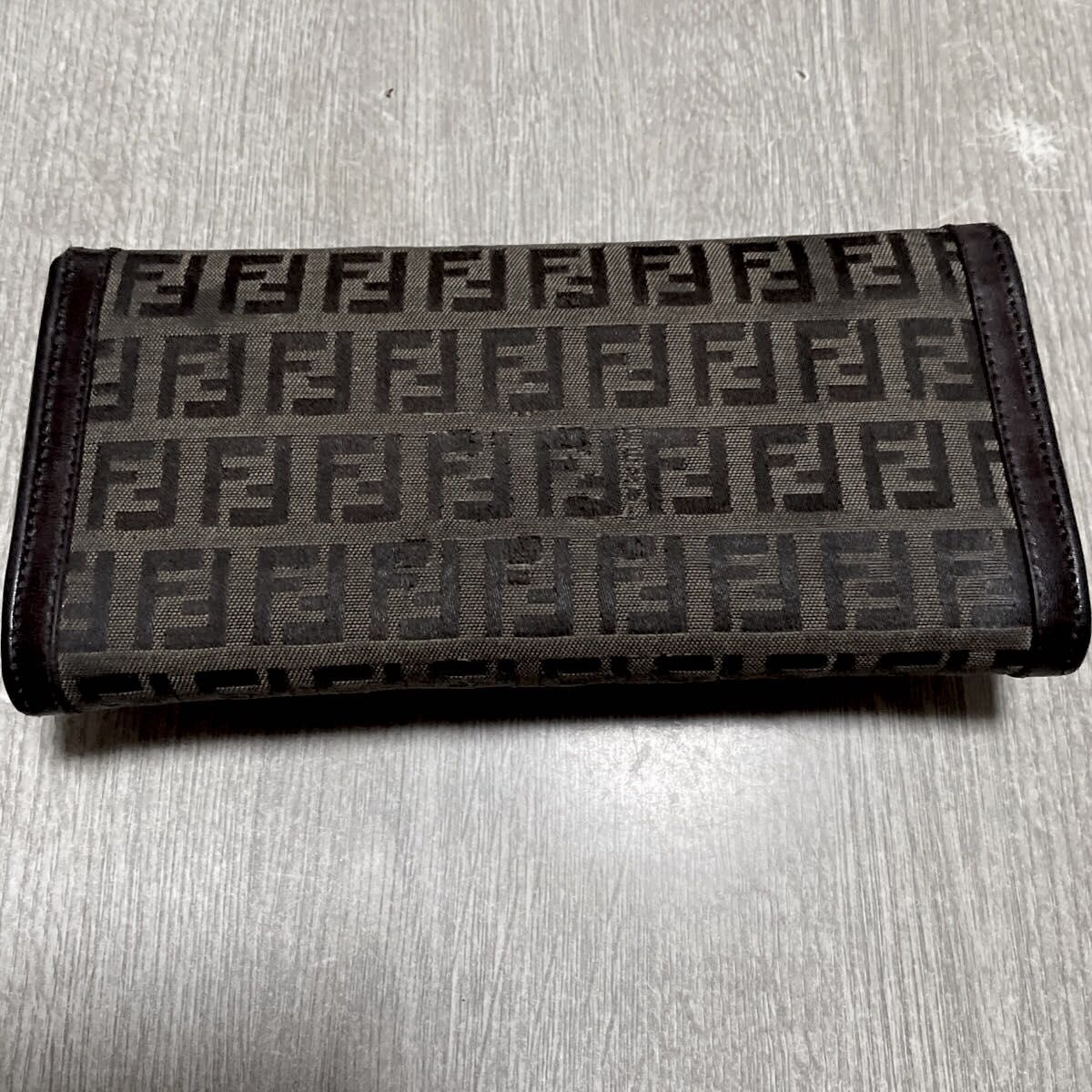 FENDI FENDI フェンディ 長財布 ズッカ柄 二つ折り財布|Yahoo FENDI FENDI フェンディ 長財布 ズッカ柄 二つ折り財布|Yahoo