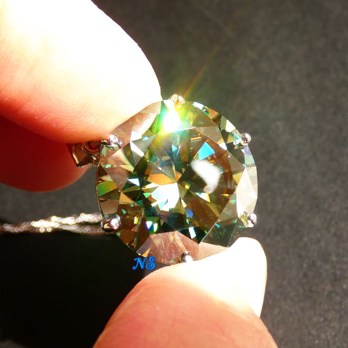 モアサナイト ネックレス 20カラット ct 18mm グリーン 緑 sv925 モアサナイト ネックレス 20カラット ct 18mm グリーン 緑 sv925