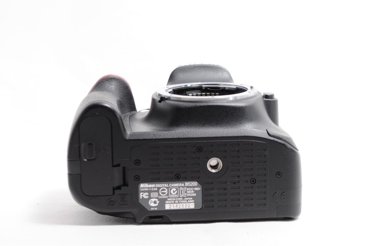 Nikon ニコン D5200 ダブルズームキット 一眼レフカメラ Nikon ニコン D5200 ダブルズームキット 一眼レフカメラ