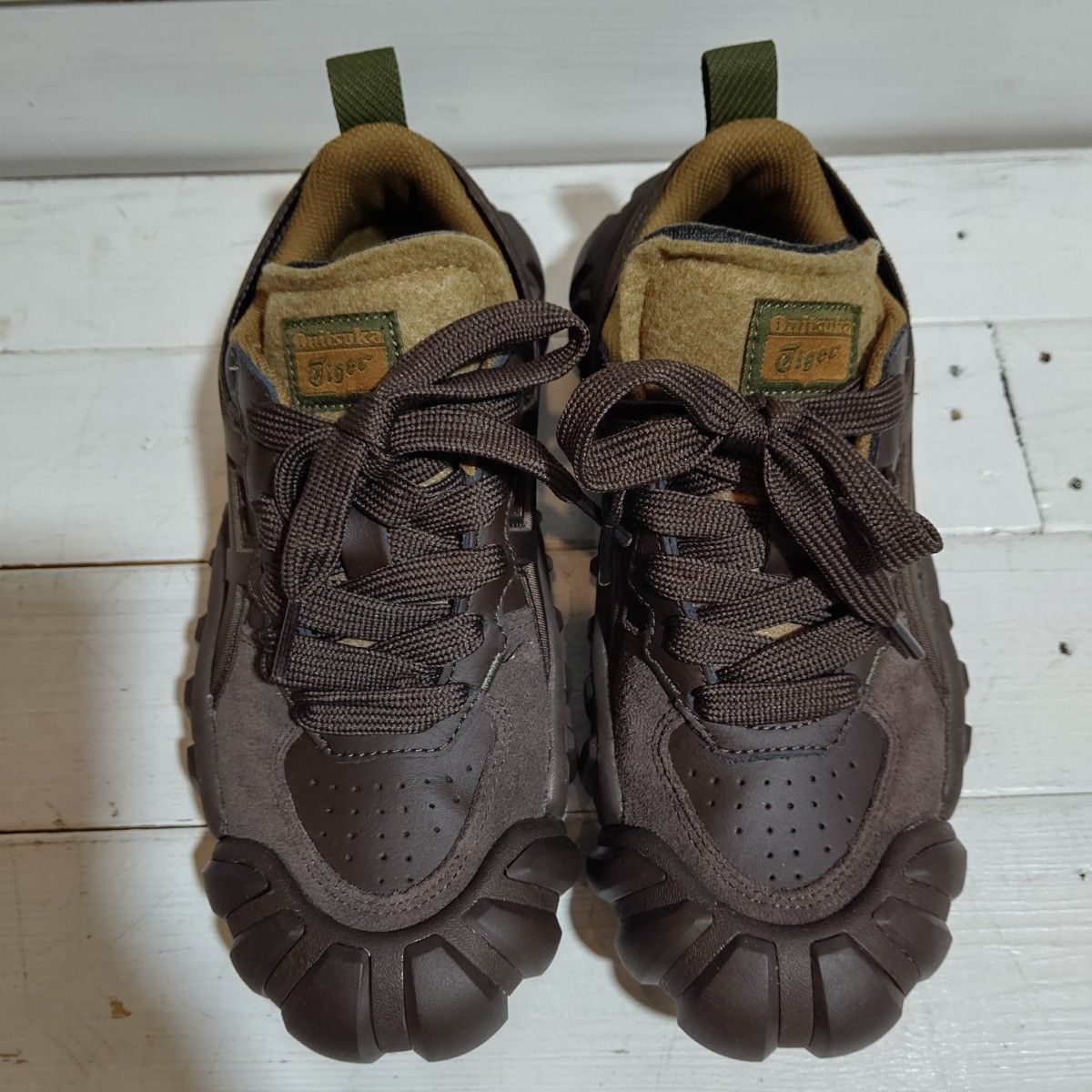 Onitsuka Tiger DENTIGRE LS カラーLICORICE BROWN オニツカ Onitsuka Tiger DENTIGRE LS カラーLICORICE BROWN オニツカ