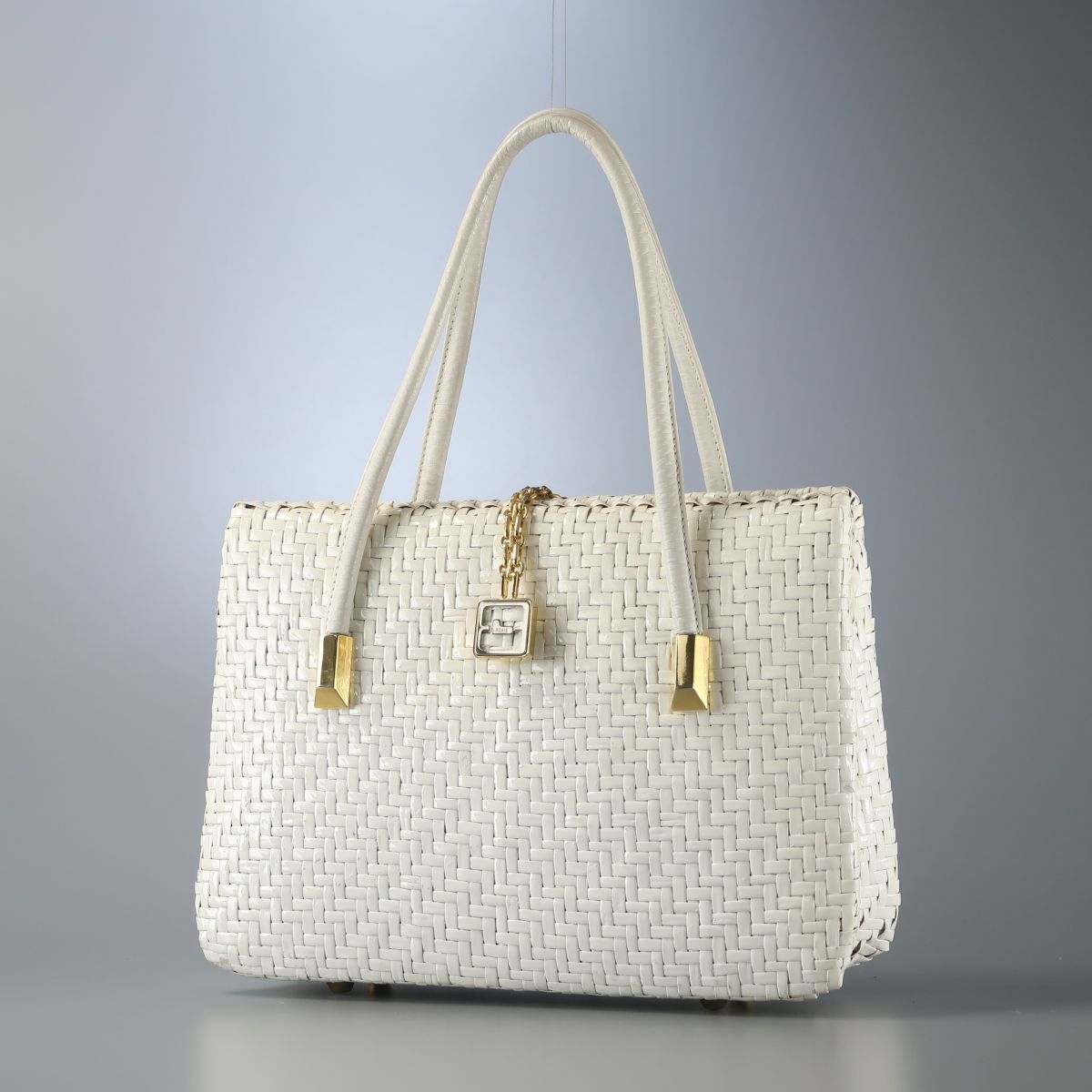TI8127△イタリア製 ヴィンテージ LANCEL ランセル 編み込み TI8127△イタリア製 ヴィンテージ LANCEL ランセル 編み込み