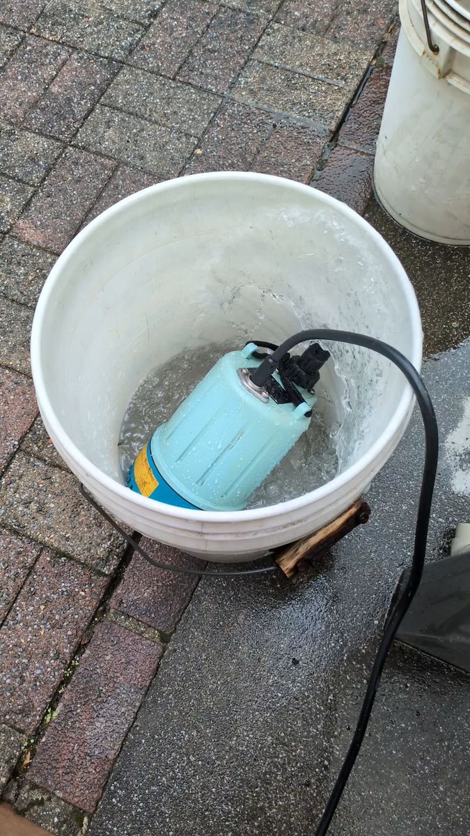 水中ポンプ 100V 工進
