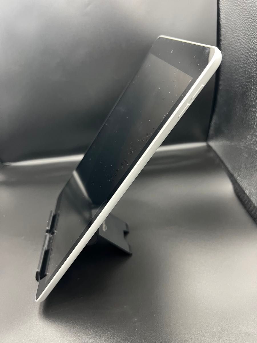iPad 第9世代 バッテリー最大容量86 1% 充放電回数11回 シルバー iPad 第9世代 バッテリー最大容量86 1% 充放電回数11回 シルバー