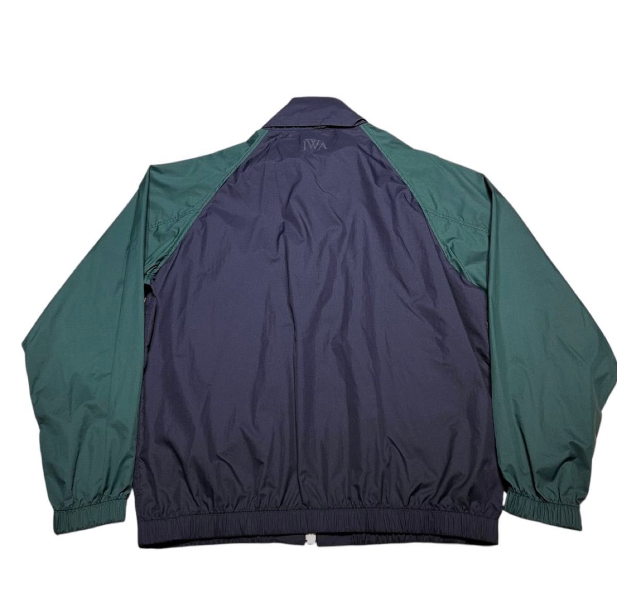 未使用級】特価】UNIQLO × JW ANDERSON ナイロンジャケット 未使用級】特価】UNIQLO × JW ANDERSON ナイロンジャケット