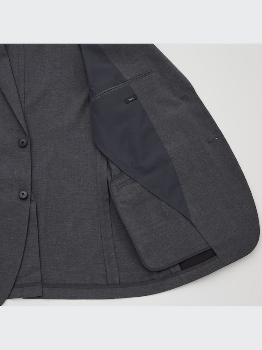特価】UNIQLO 感動ジャケット ダークグレー テーラード 特価】UNIQLO 感動ジャケット ダークグレー テーラード