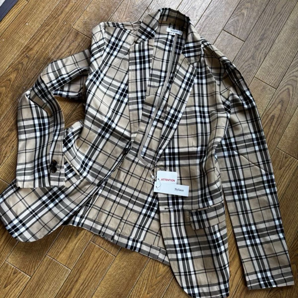 新品春秋バーバリーチェック柄 ジャケット|Yahoo!フリマ(旧 新品春秋バーバリーチェック柄 ジャケット|Yahoo!フリマ(旧