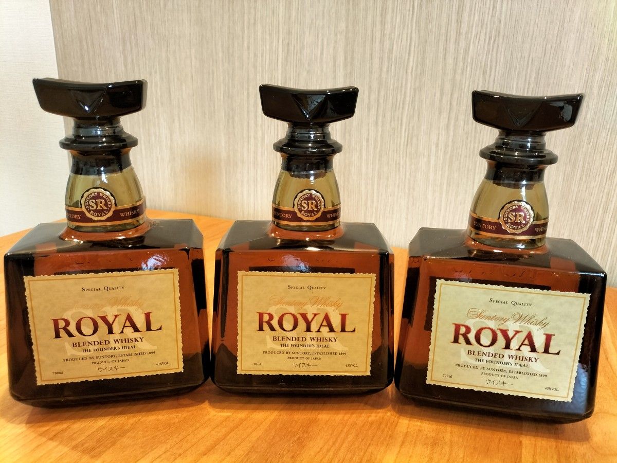 未開栓】サントリーローヤル3本セット容量 700ml alc 43% 箱 未開栓】サントリーローヤル3本セット容量 700ml alc 43% 箱
