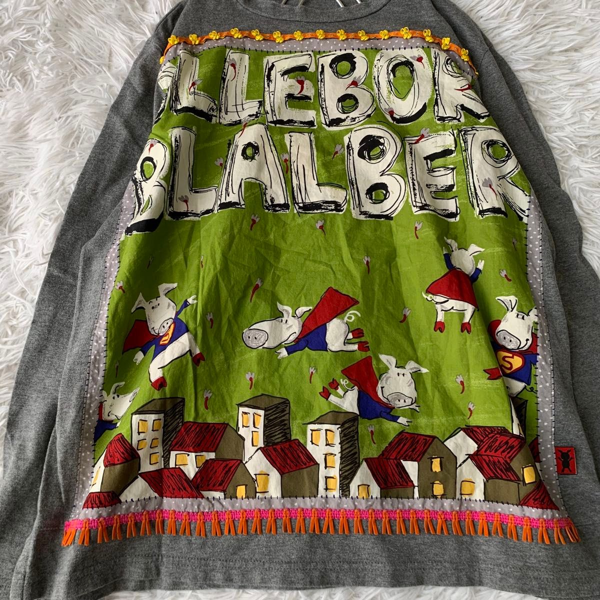 OLLEBOREBLA アルベロベロ 豚さん スーパーマン カットソー 長袖 OLLEBOREBLA アルベロベロ 豚さん スーパーマン カットソー 長袖