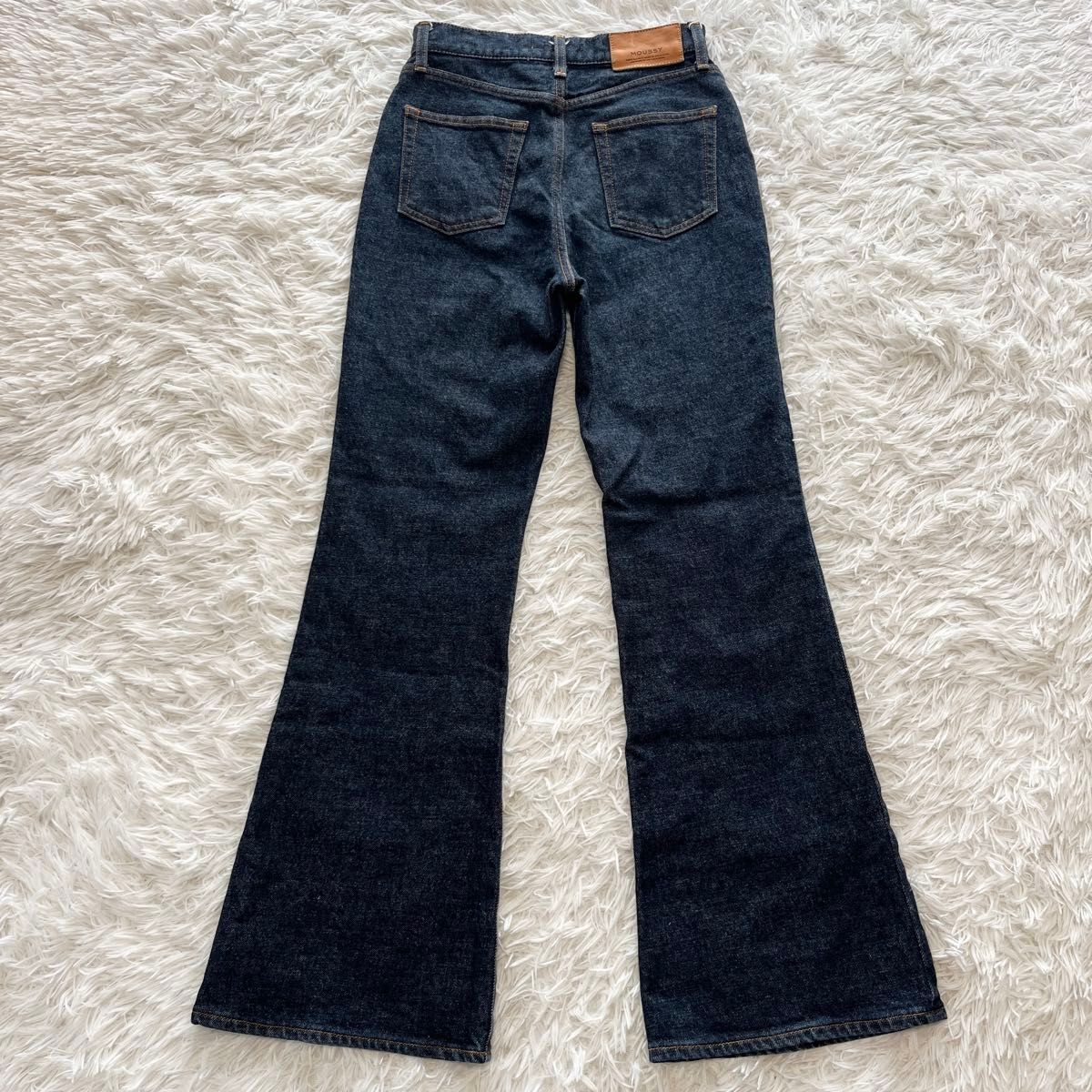 美品】マウジー moussy MVS フレア ブーツカット デニム 美品】マウジー moussy MVS フレア ブーツカット デニム