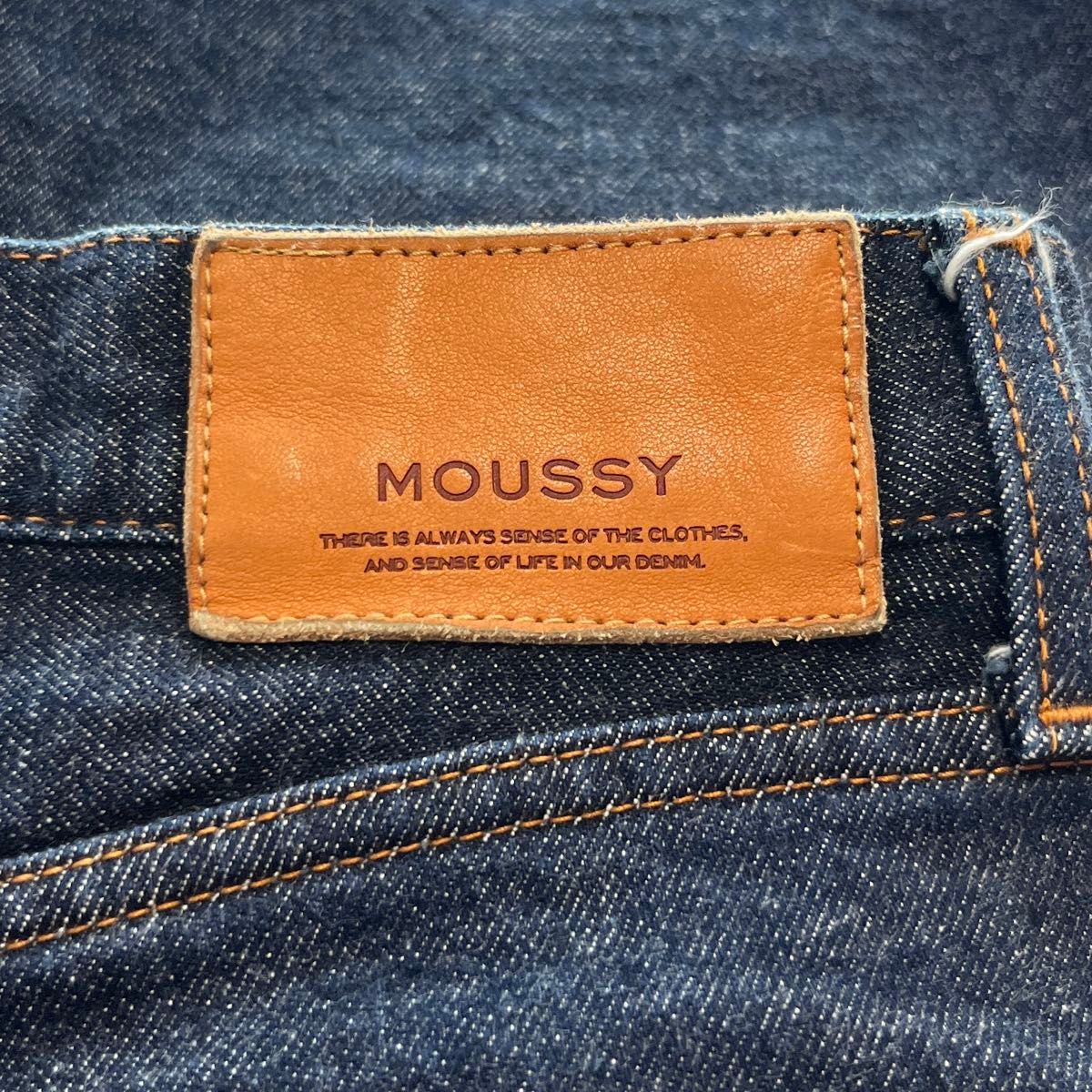 美品】マウジー moussy MVS フレア ブーツカット デニム 美品】マウジー moussy MVS フレア ブーツカット デニム