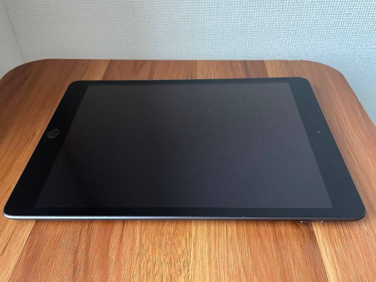 iPad 第9世代 Wi-Fiモデル 64GB スペースグレイ MK2K3J/A A2602 iPad 第9世代 Wi-Fiモデル 64GB スペースグレイ MK2K3J/A A2602