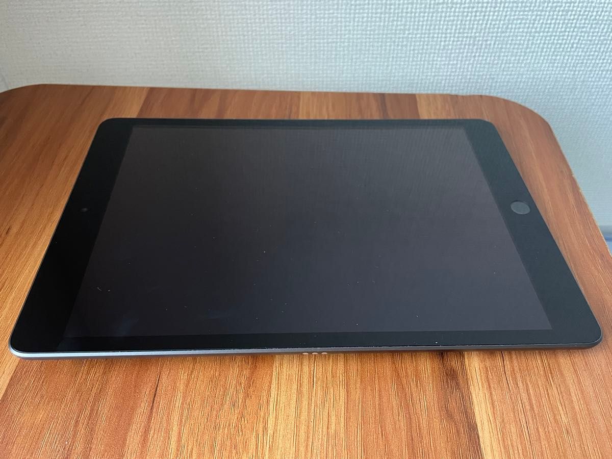 iPad 第9世代 Wi-Fiモデル 64GB スペースグレイ MK2K3J/A A2602 iPad 第9世代 Wi-Fiモデル 64GB スペースグレイ MK2K3J/A A2602