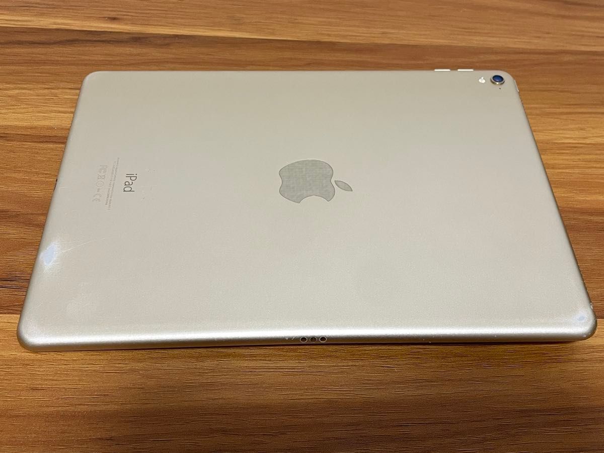 iPad Pro 9 7インチ Wi-Fiモデル 128GB ゴールド MLMX2J/A A1673 iPad Pro 9 7インチ Wi-Fiモデル 128GB ゴールド MLMX2J/A A1673
