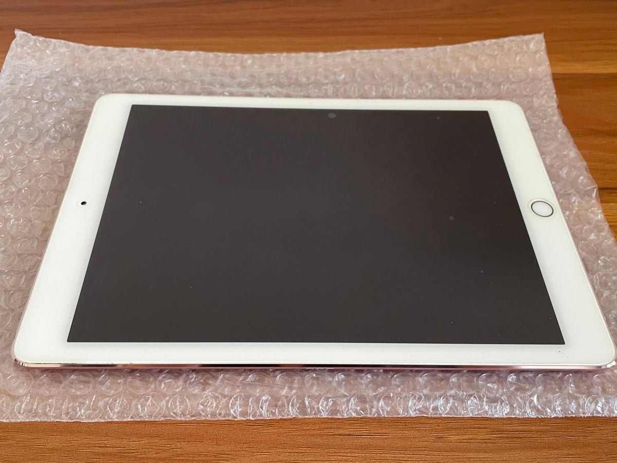 iPad Pro 9 7インチ Wi-Fi 128GB ローズゴールド MM192J/A A1673 iPad Pro 9 7インチ Wi-Fi 128GB ローズゴールド MM192J/A A1673