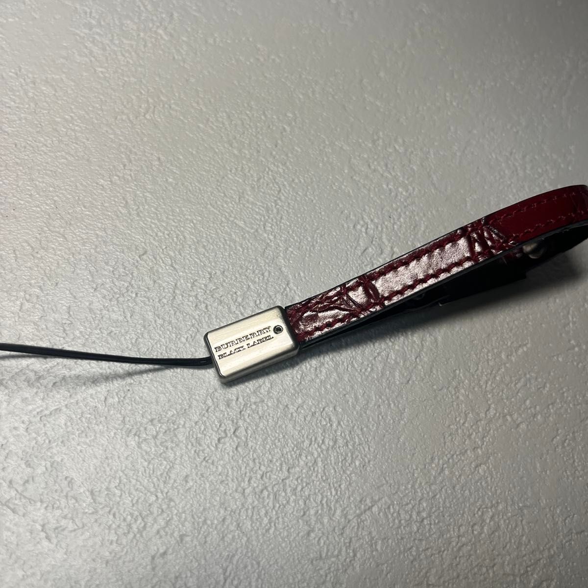 BURBERRY BLACK LABEL ストラップ スマホ 携帯 ホースロゴ BURBERRY BLACK LABEL ストラップ スマホ 携帯 ホースロゴ