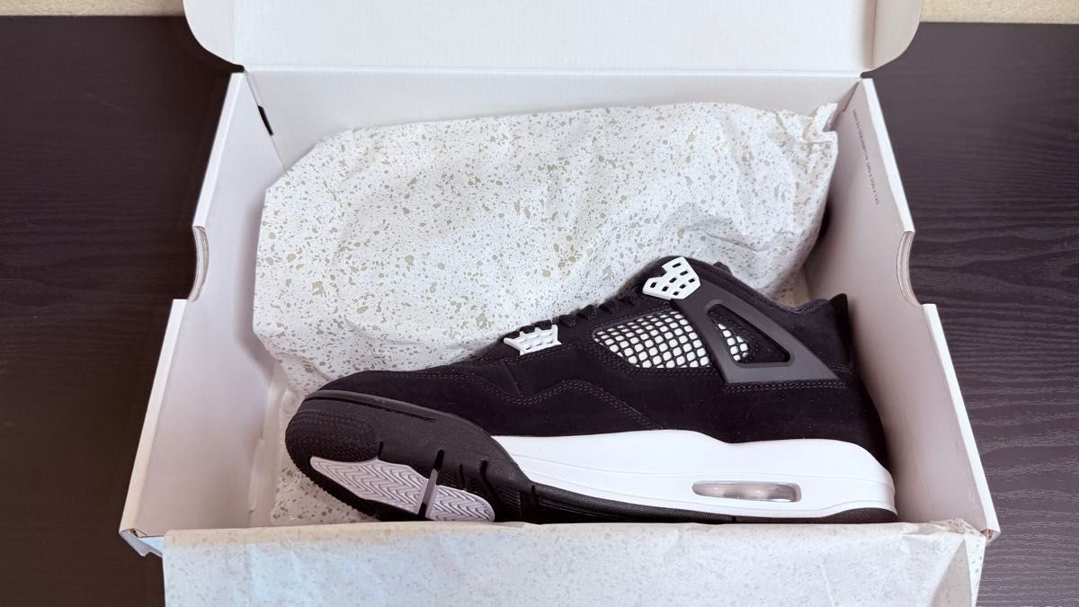 新品 Nike Air Jordan 4 Retro White Thunder エアジョーダン 新品 Nike Air Jordan 4 Retro White Thunder エアジョーダン