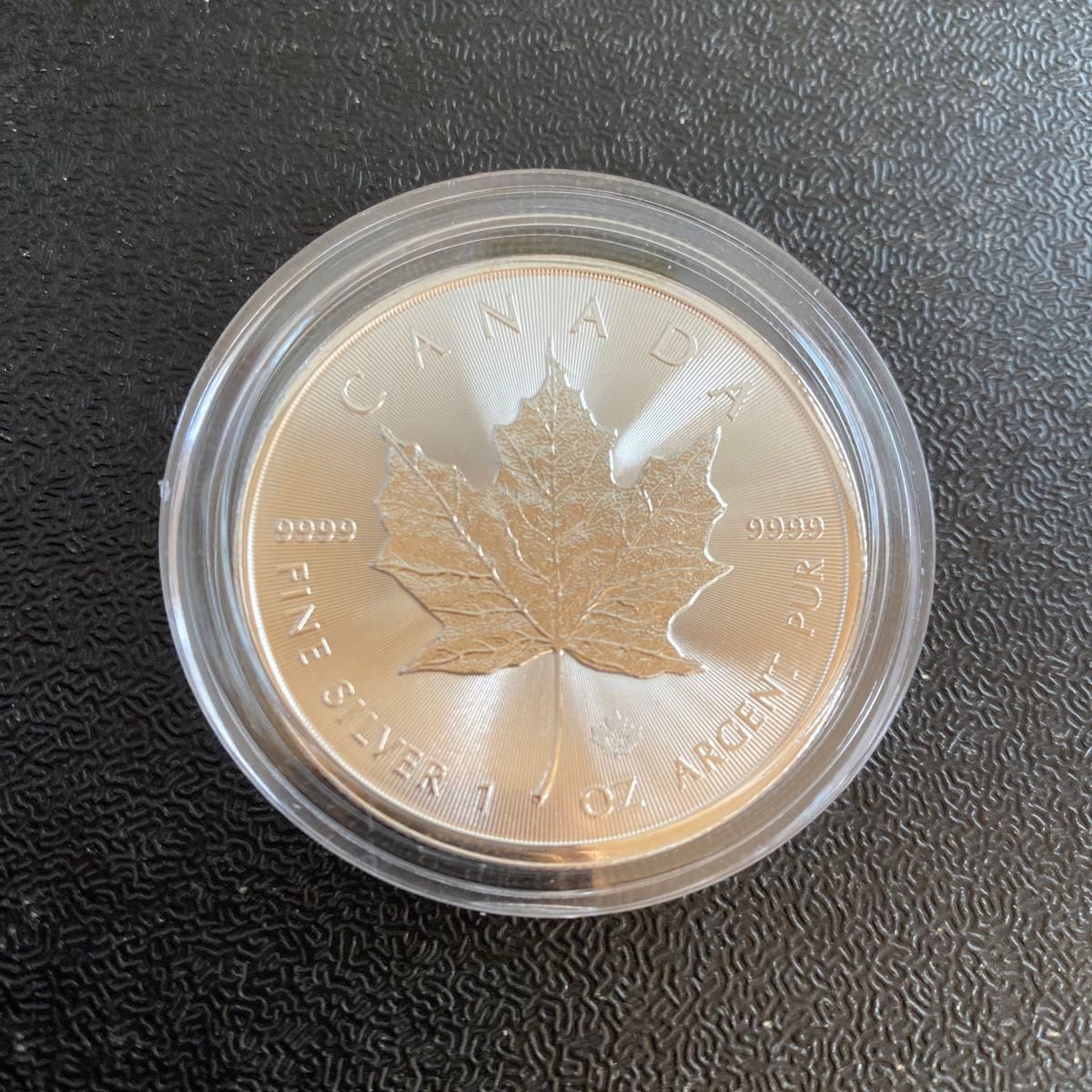 銀貨 99 9% 純銀 シルバー メイプルリーフ 銀貨 1オンス 銀貨 99 9% 純銀 シルバー メイプルリーフ 銀貨 1オンス