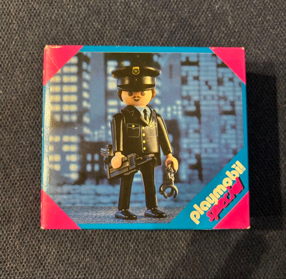 プレイモービル playmobil 4580 警察官|Yahoo!フリマ(旧PayPay プレイモービル playmobil 4580 警察官|Yahoo!フリマ(旧PayPay