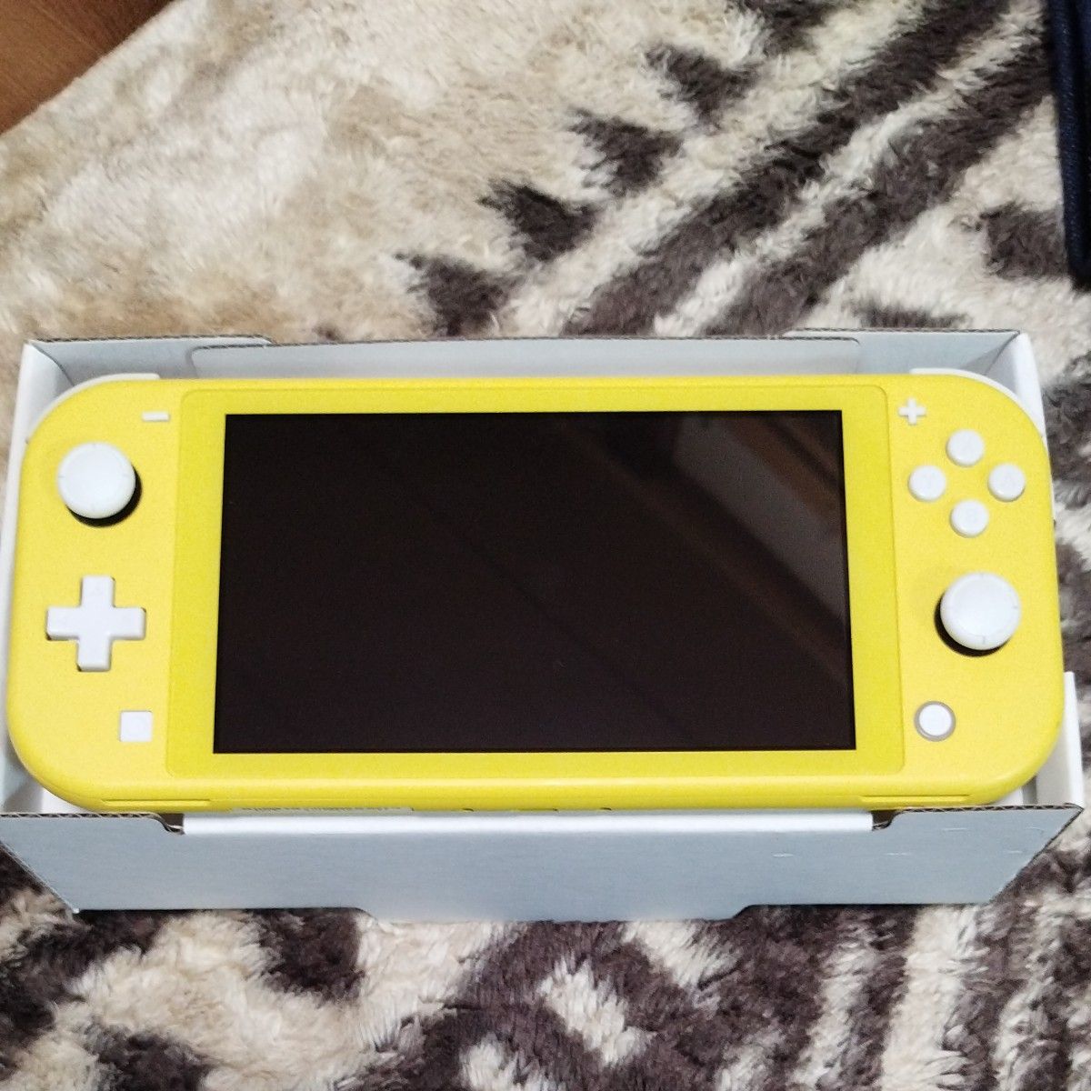 Nintendo Switch Lite イエロー ニンテンドースイッチライト Nintendo Switch Lite イエロー ニンテンドースイッチライト