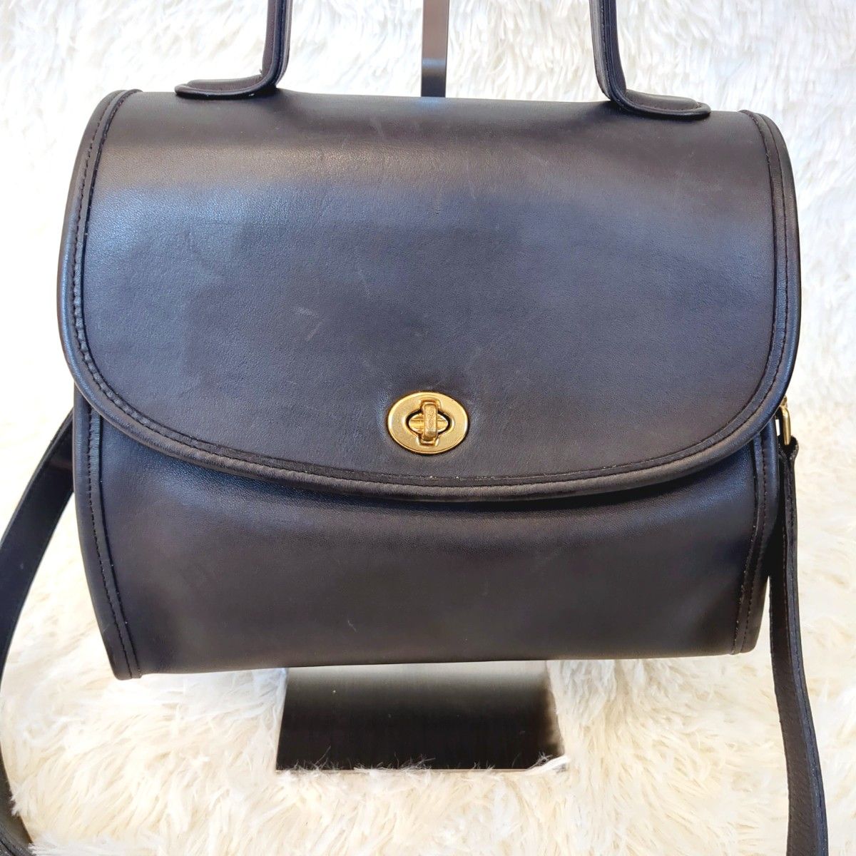 美品 オールドコーチ 2way ショルダーバッグ ターンロック 美品 オールドコーチ 2way ショルダーバッグ ターンロック