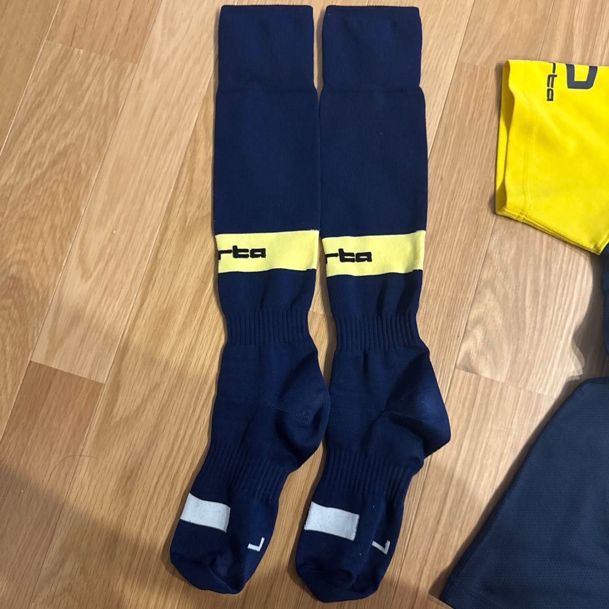 美品 リベルタサッカースクール リベルタ サッカーユニフォーム 美品 リベルタサッカースクール リベルタ サッカーユニフォーム