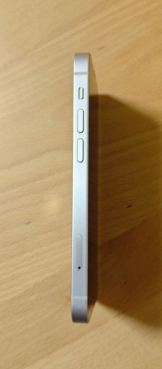 美品 iPhone13 mini 128GB バッテリー88% スターライト SIM 美品 iPhone13 mini 128GB バッテリー88% スターライト SIM