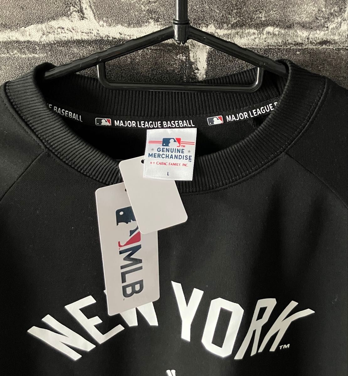 ニューヨークヤンキース トレーナー サイズL 黒 BLACK NEW YORK ニューヨークヤンキース トレーナー サイズL 黒 BLACK NEW YORK