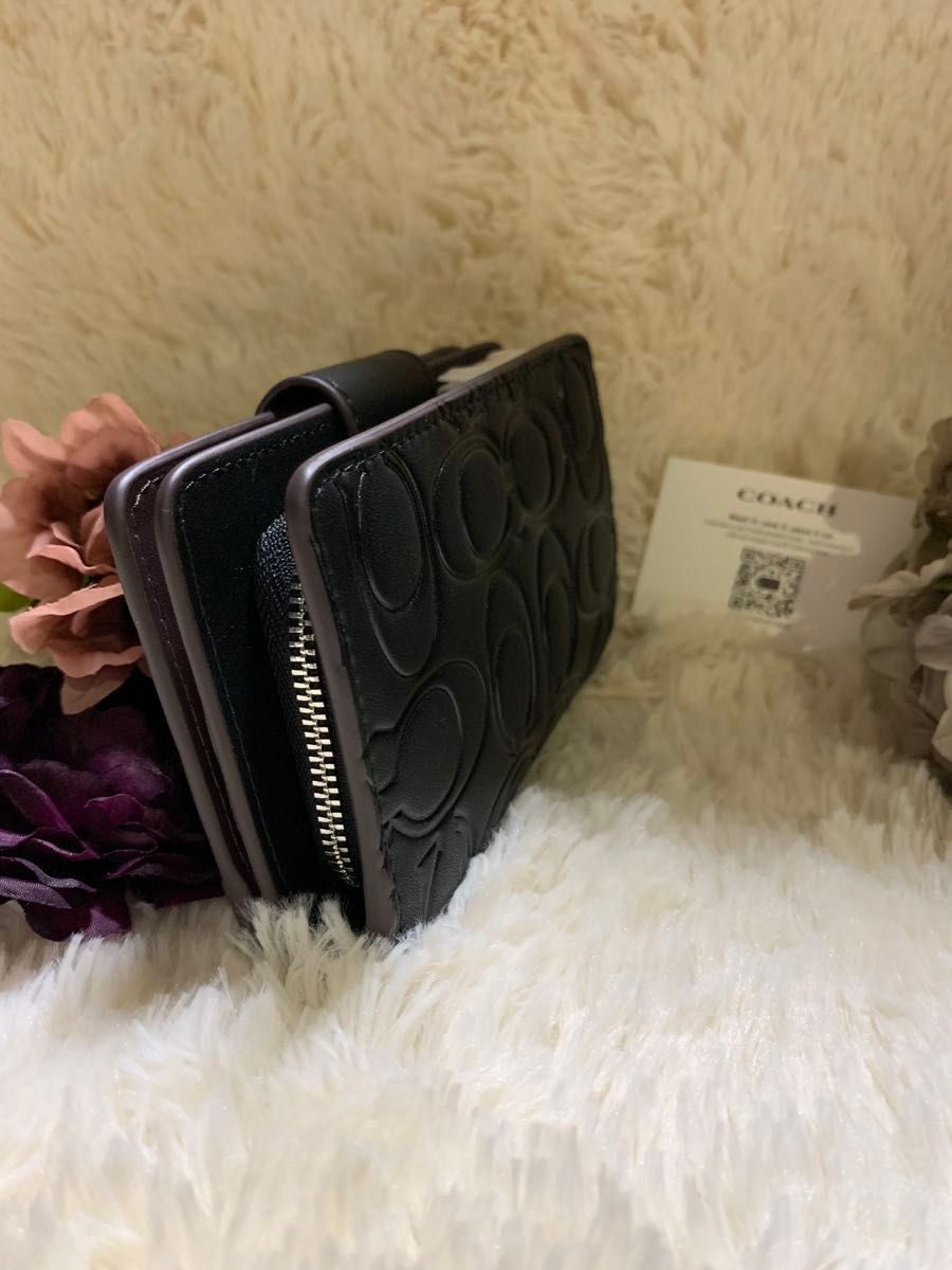 新品未使用 COACH 2つ折り財布 ブラック シグネチャー 新品未使用 COACH 2つ折り財布 ブラック シグネチャー