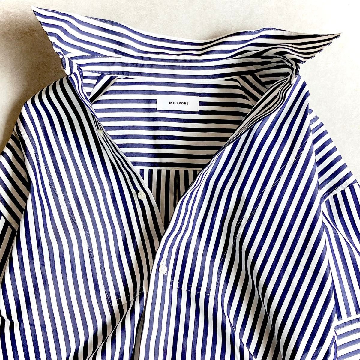 美品 ミースロエ ハーフスリーブチュニックシャツ 半袖 ブラウス 美品 ミースロエ ハーフスリーブチュニックシャツ 半袖 ブラウス