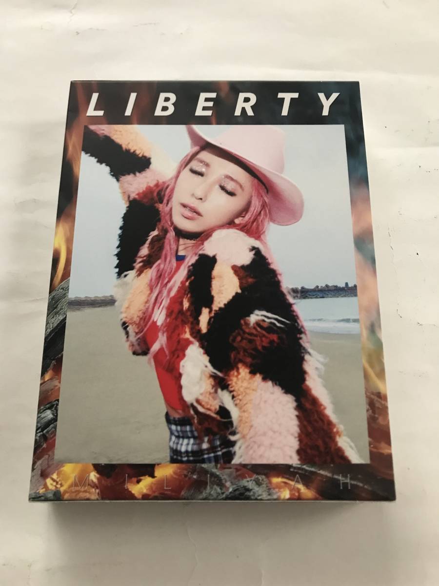 C09【音楽・映像】 CD・DVD 加藤ミリヤ 「LIBERTY」（初回生産限定版）　CD+DVD 2 DISK_画像2