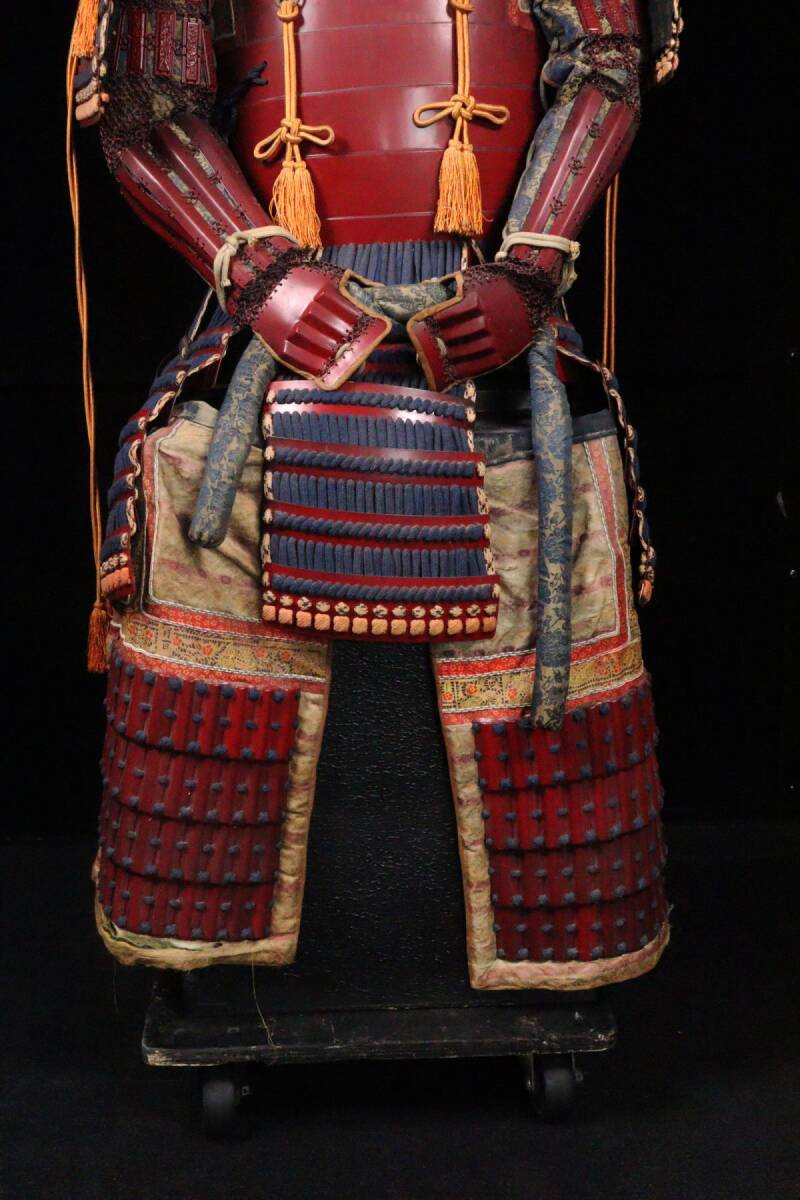 時代 鉄地 朱塗鎧一式 十間筋星兜 赤備え 鎧櫃 鎧兜 甲冑 時代 時代 鉄地 朱塗鎧一式 十間筋星兜 赤備え 鎧櫃 鎧兜 甲冑 時代