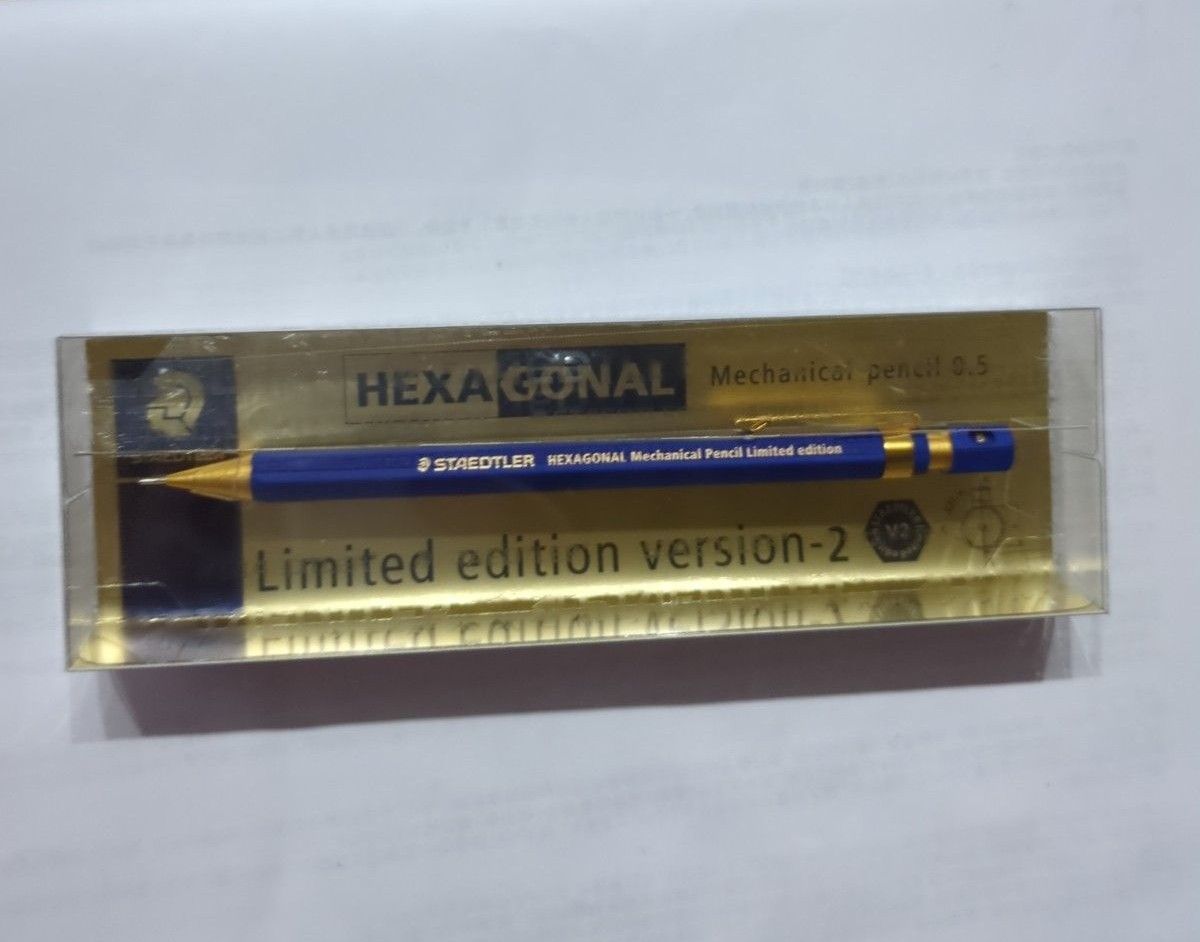 ステッドラー ヘキサゴナルバージョン2 限定色 新品未使用 ステッドラー ヘキサゴナルバージョン2 限定色 新品未使用