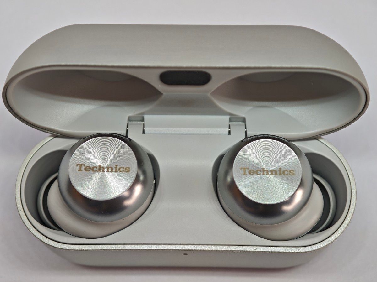Technics テクニクス EAH-AZ100 シルバー 完全ワイヤレス Technics テクニクス EAH-AZ100 シルバー 完全ワイヤレス