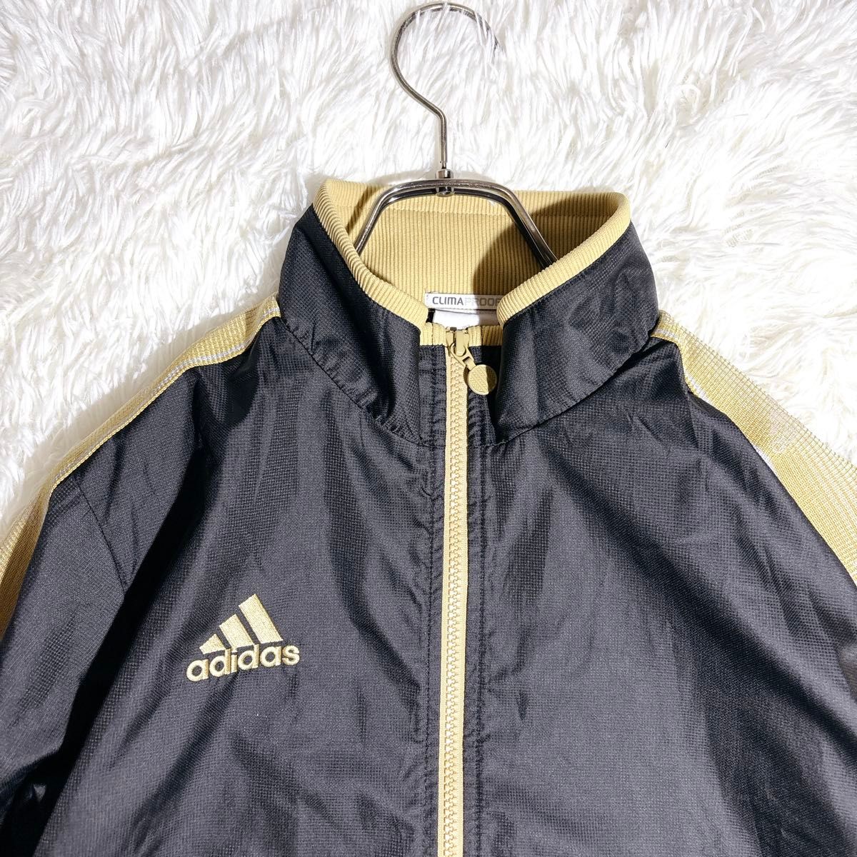 adidas 黒 金 セットアップ ジャージ デカロゴ L M 2010年製 adidas 黒 金 セットアップ ジャージ デカロゴ L M 2010年製