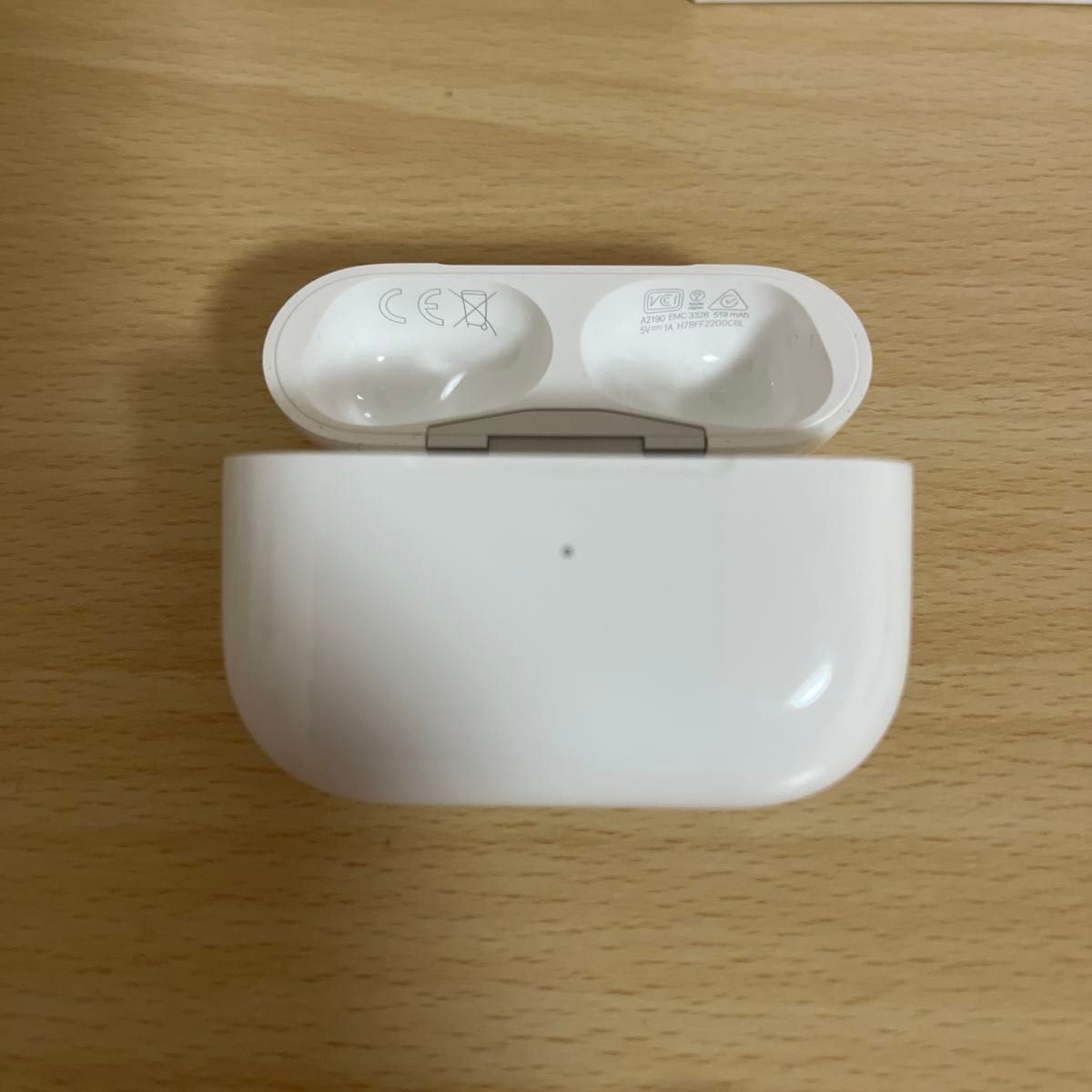 Apple AirPods Pro 第1世代 第一世代 A2190 A2083 A2084 正規品 Apple AirPods Pro 第1世代 第一世代 A2190 A2083 A2084 正規品
