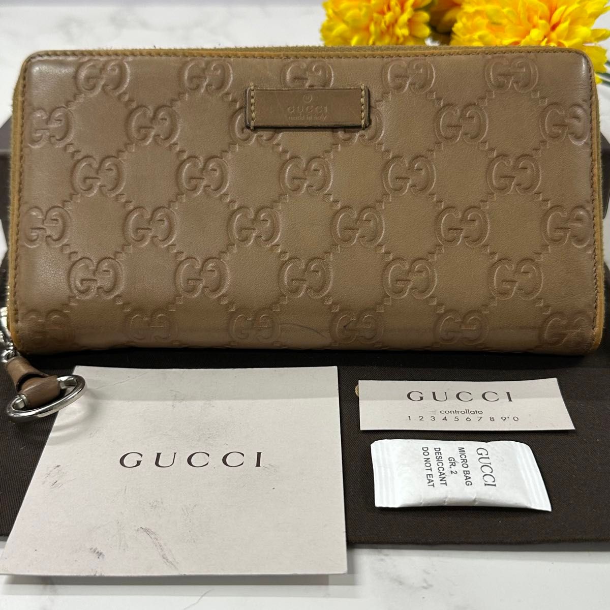 新品同様 グッチ GUCCI 財布 長財布 シマレザー シグネチャー 新品同様 グッチ GUCCI 財布 長財布 シマレザー シグネチャー