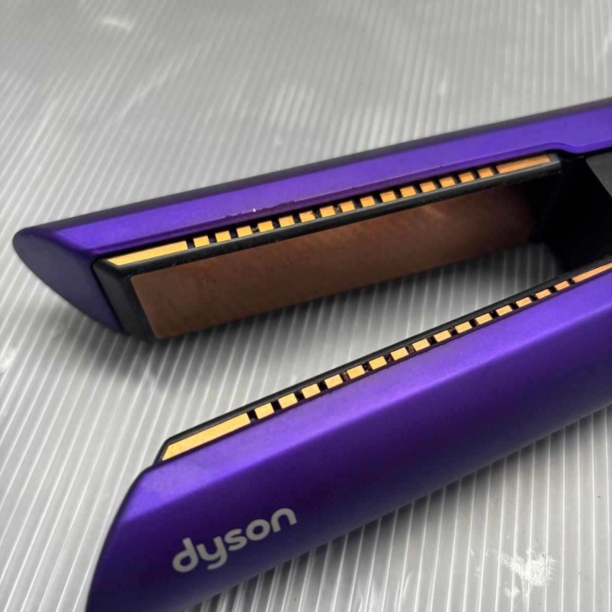 限定カラー】dyson HS03 ヘアアイロン パープル/ブラック|Yahoo 限定カラー】dyson HS03 ヘアアイロン パープル/ブラック|Yahoo