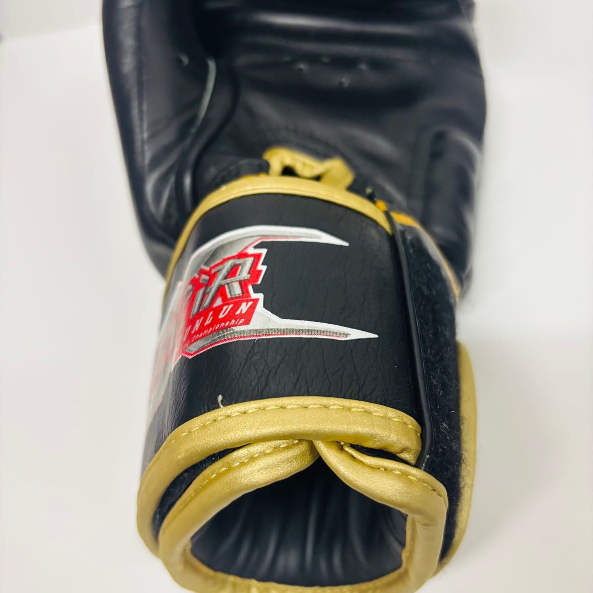 レア】BANCHAMEK GYM ブアカーオ キックボクシンググローブ12oz レア】BANCHAMEK GYM ブアカーオ キックボクシンググローブ12oz