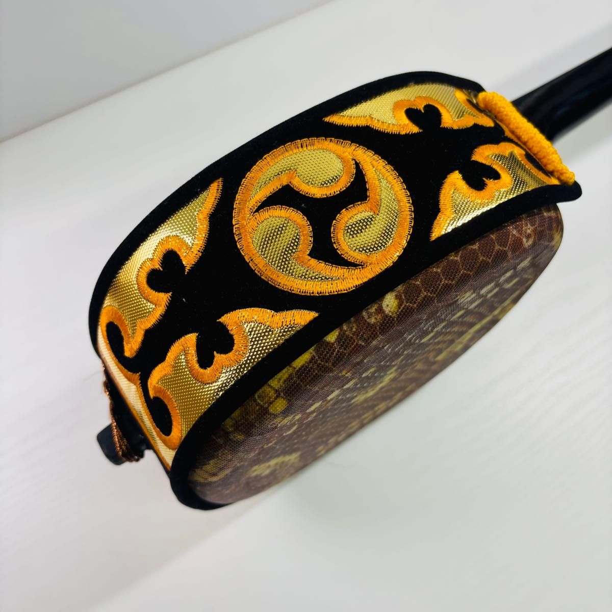 美品】沖縄三線 三味線 人工皮 蛇柄 セット ケース付き|Yahoo 美品】沖縄三線 三味線 人工皮 蛇柄 セット ケース付き|Yahoo