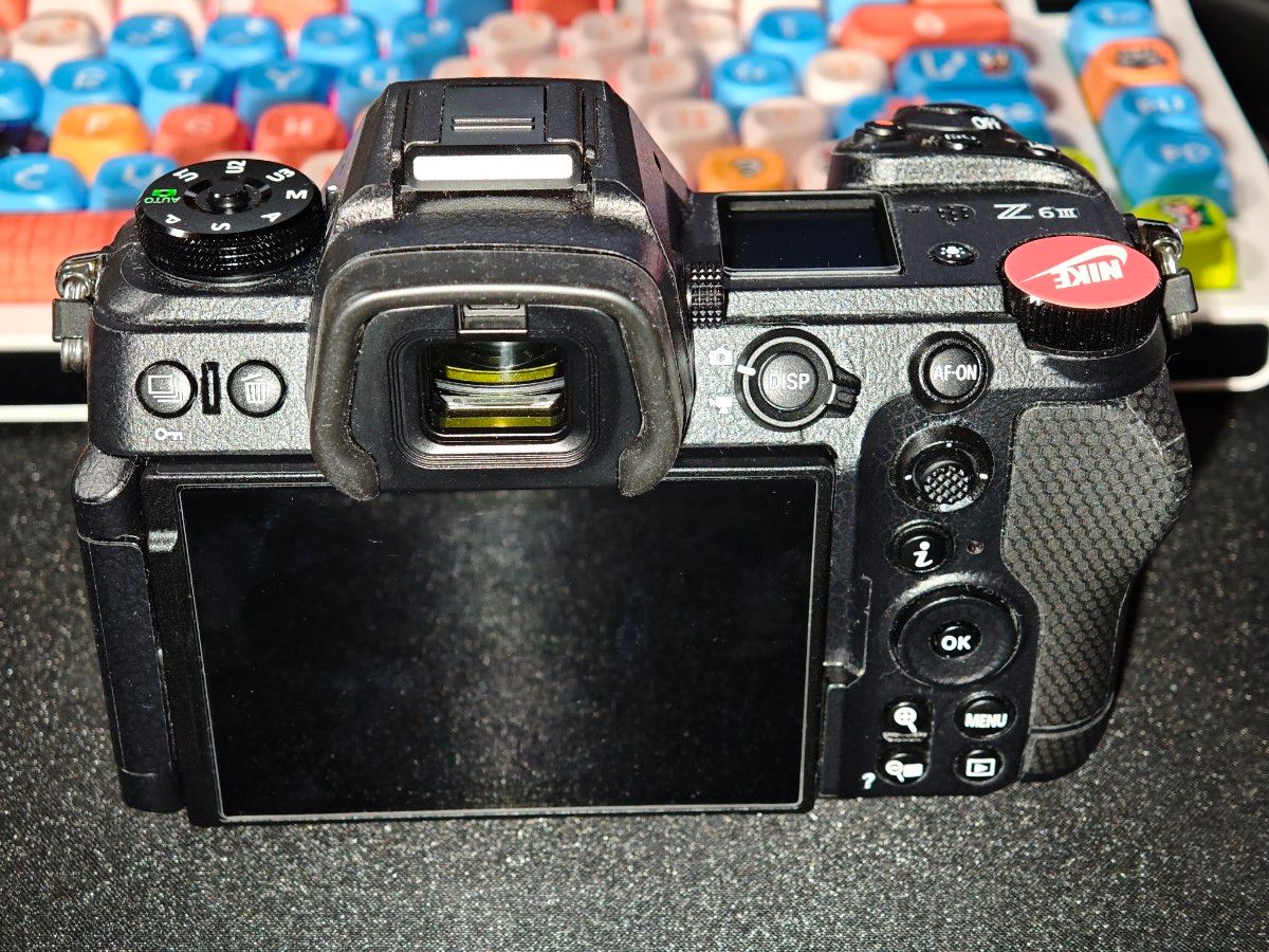 Nikon Z6Ⅲボディ 箱と付属品すべてあり 海外品 日本語対応OK Nikon Z6Ⅲボディ 箱と付属品すべてあり 海外品 日本語対応OK