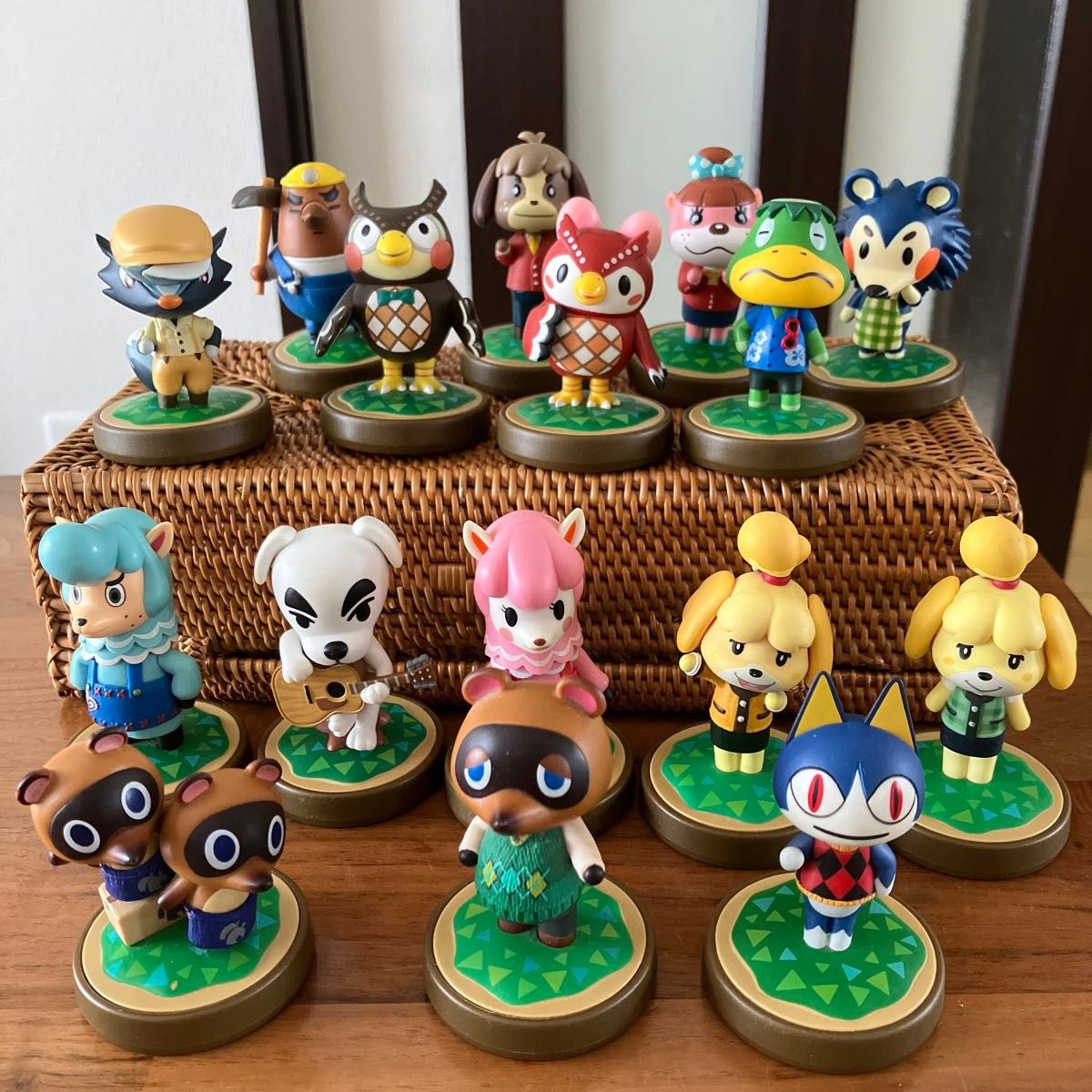 どうぶつの森 amiibo フィギュア コンプリート 16体|Yahoo どうぶつの森 amiibo フィギュア コンプリート 16体|Yahoo