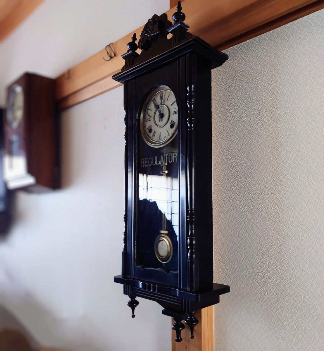 OH済完動品〉鈴木芳太郎時計 装飾両柱型ゼンマイ振り子時計 OH済完動品〉鈴木芳太郎時計 装飾両柱型ゼンマイ振り子時計