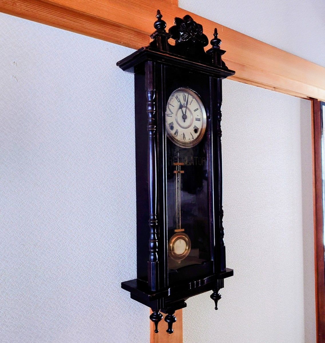 OH済完動品〉鈴木芳太郎時計 装飾両柱型ゼンマイ振り子時計 OH済完動品〉鈴木芳太郎時計 装飾両柱型ゼンマイ振り子時計