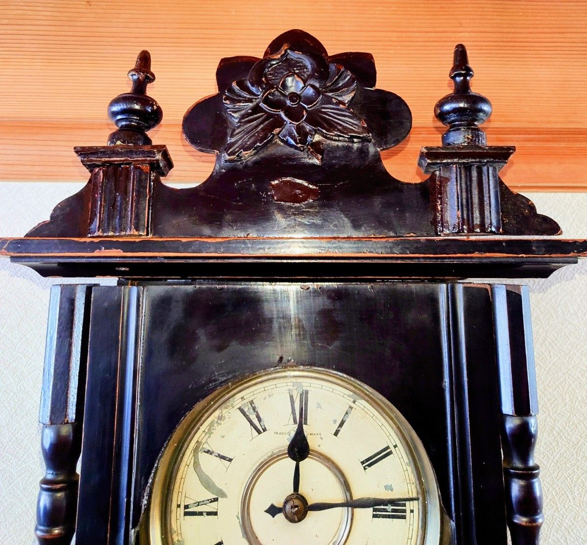 OH済完動品〉鈴木芳太郎時計 装飾両柱型ゼンマイ振り子時計 OH済完動品〉鈴木芳太郎時計 装飾両柱型ゼンマイ振り子時計