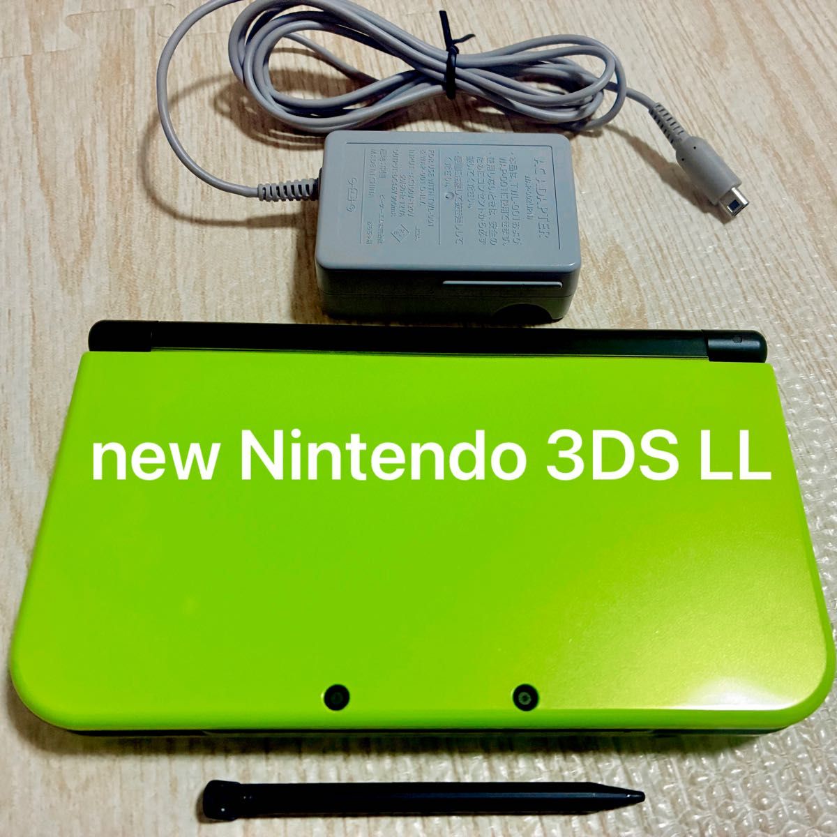 Newニンテンドー 3DS LL ライム × ブラック ゲームソフト2本付き Newニンテンドー 3DS LL ライム × ブラック ゲームソフト2本付き