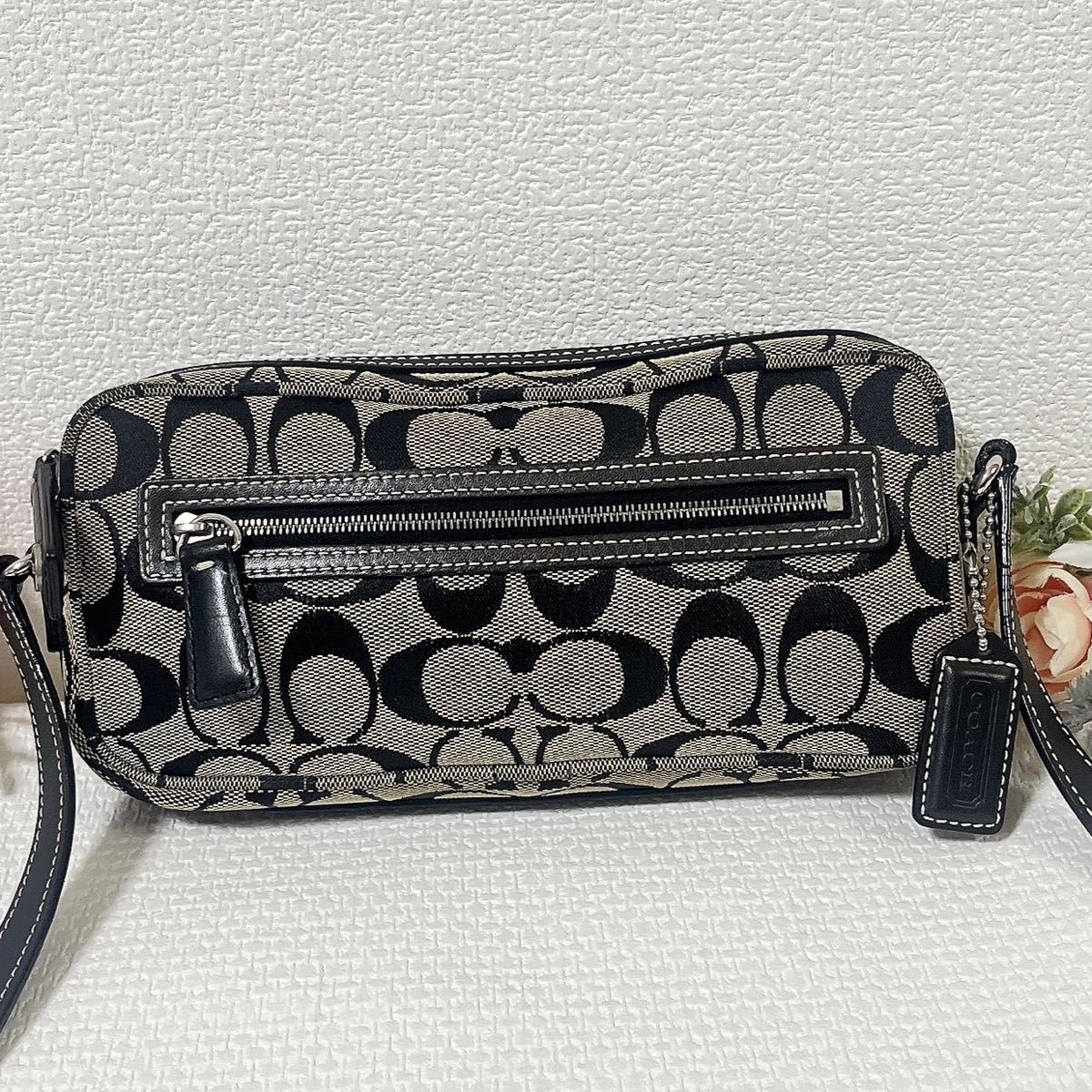 美品】COACH コーチ ショルダーバッグ シグネチャー ブラック 美品】COACH コーチ ショルダーバッグ シグネチャー ブラック