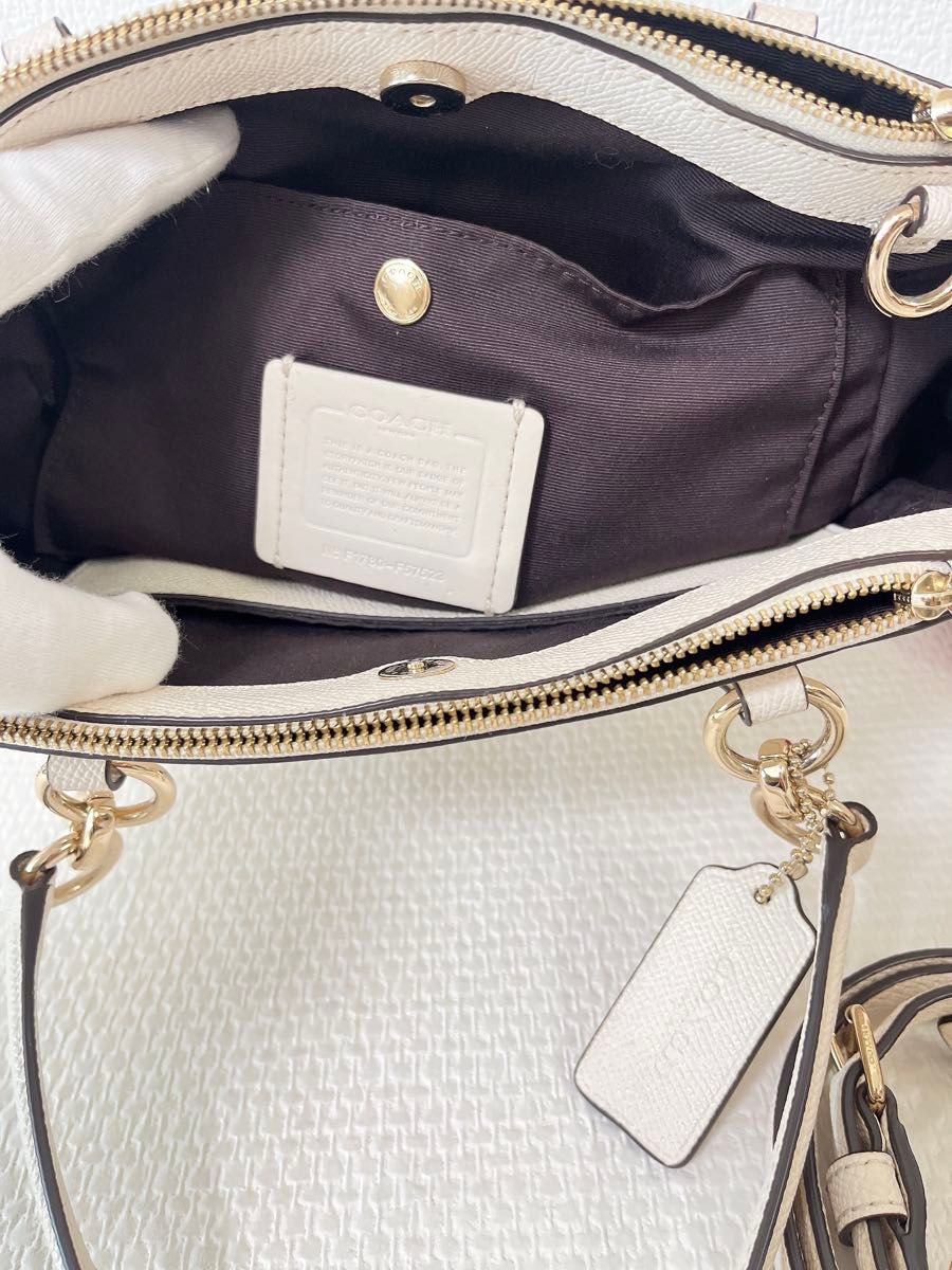 期間限定価格 美品 COACH コーチ ショルダーバッグ 2WAY 期間限定価格 美品 COACH コーチ ショルダーバッグ 2WAY